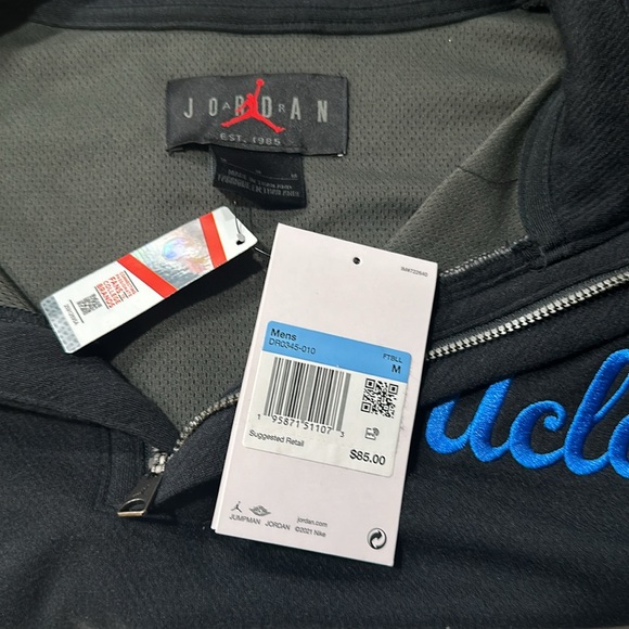 UCLA Bruins Men’s Jordan 1/4 Zip Pullover Retails For $85 - Picture 13 of 13